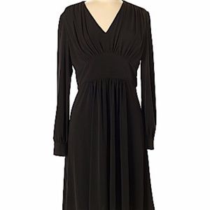 Vicky Tiel Long Sleeve Back Zip Up Dress Size M